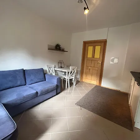 Solaris House - Wsrod Lasu Sosnowego 포비에로보